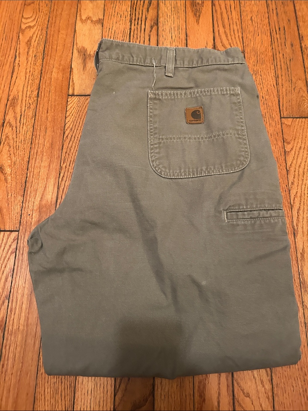 No size tag inside pant 38 or 40w-Carhartt Men's Olive Green Cargo Work